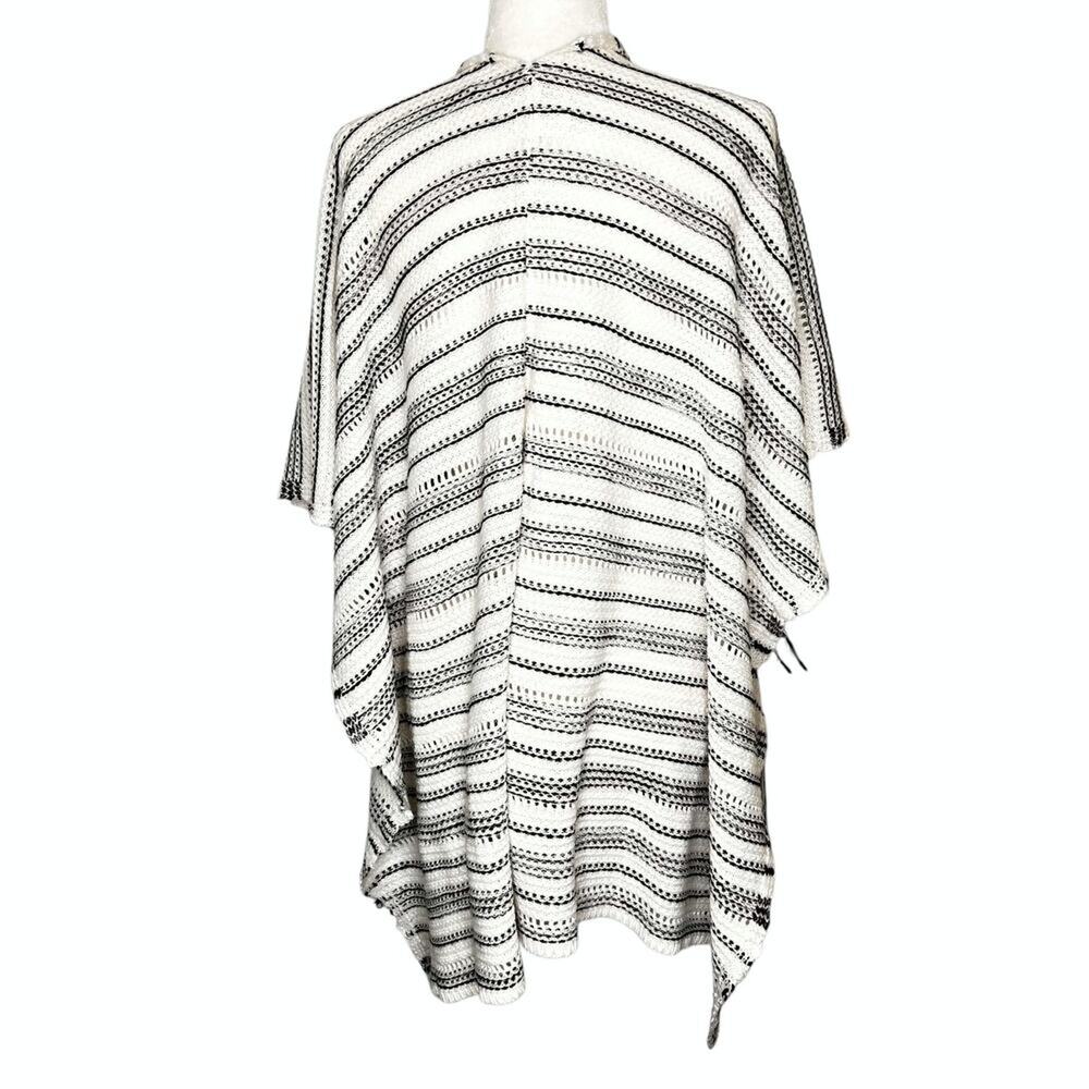 Melrose and Market Black White Crocheted Poncho Shawl with Fringe One Size - Picture 6 of 8